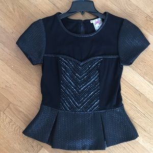 Host Pick 🎉Gorgeous structured Yoana Baraschi top